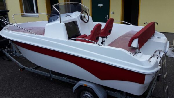 Trident 530 Sport konzolos motorcsónak - Image 9
