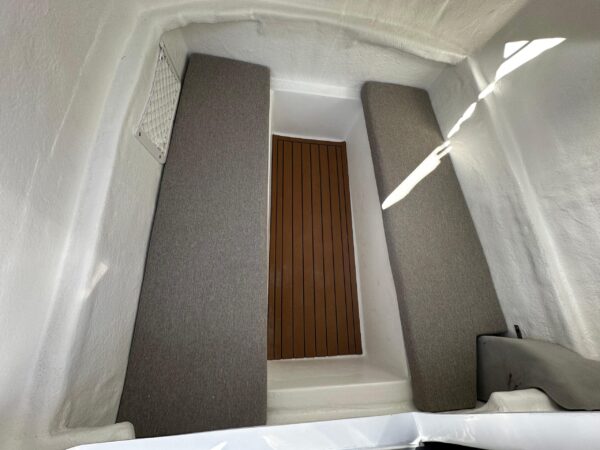 Trident 630 OPEN hajó - Image 10