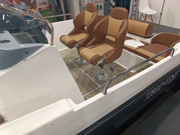 Trident 630 OPEN hajó - Image 9