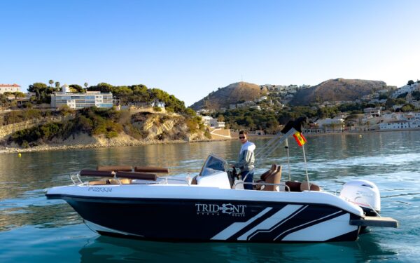 Trident 630 OPEN hajó - Image 14